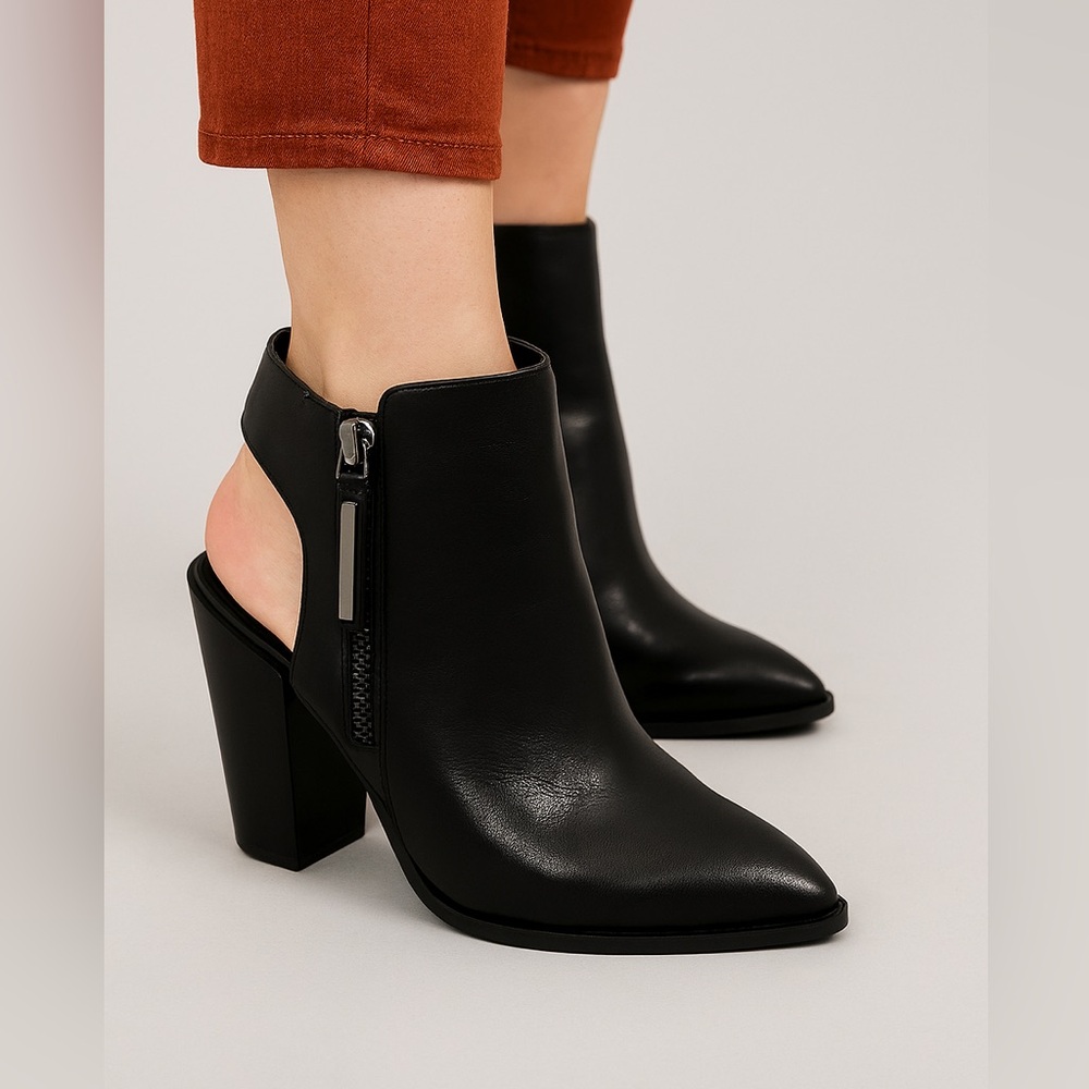 Giani Bini Black Leather Ankle Booties Heels Women’s Size 6 Cutout Zip Chic